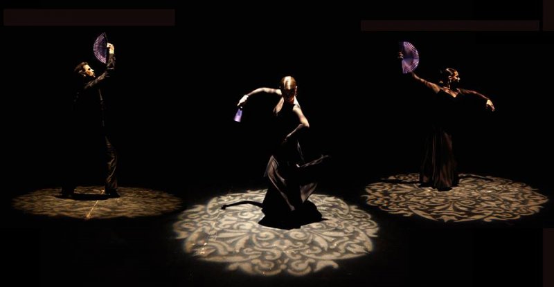 Seguiriya, Flamenco Vivo (2015 Winter Tour). Photo by Angelica Escoto